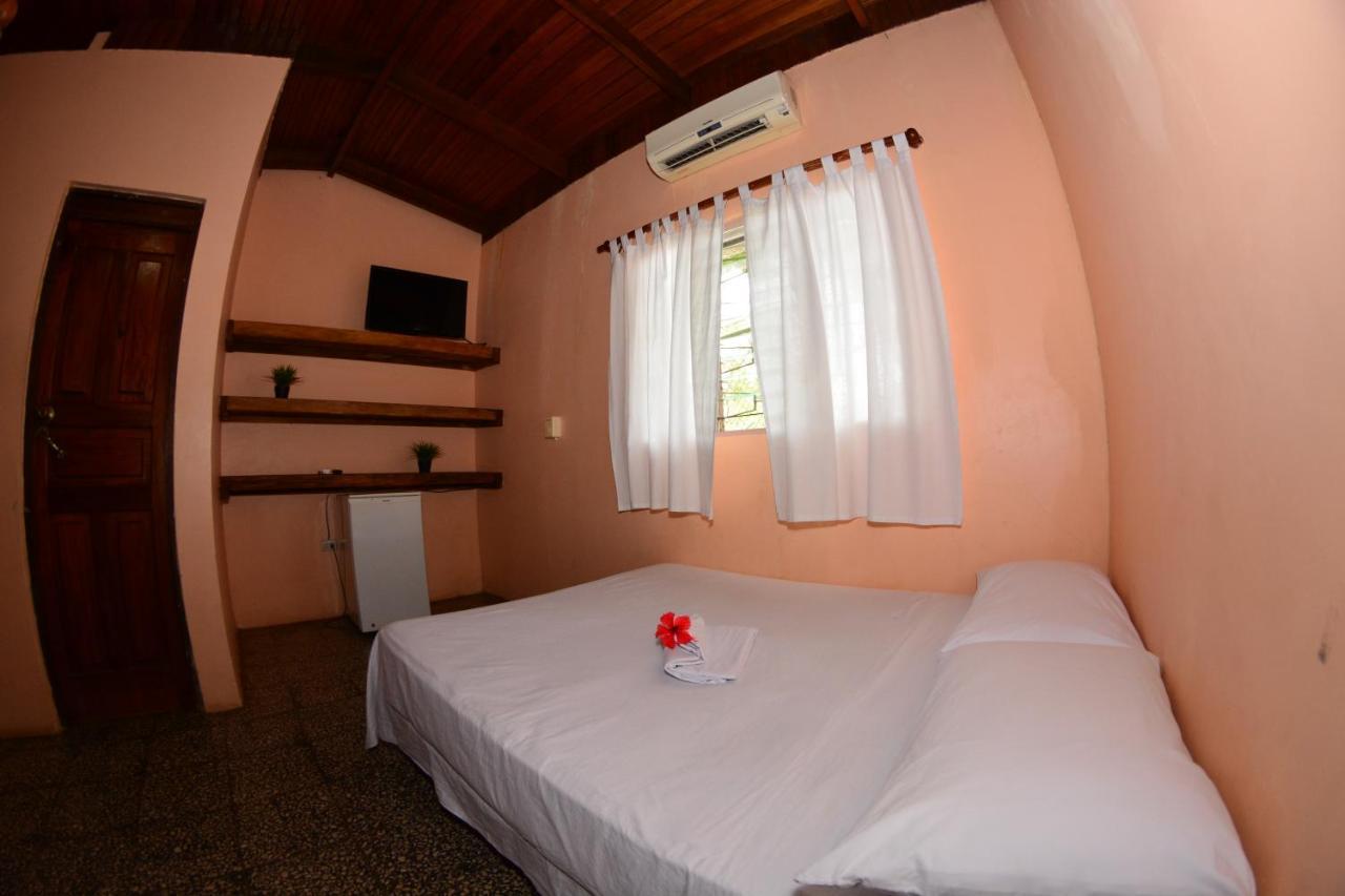 Tsunami Hostel ตามารินโด ภายนอก รูปภาพ