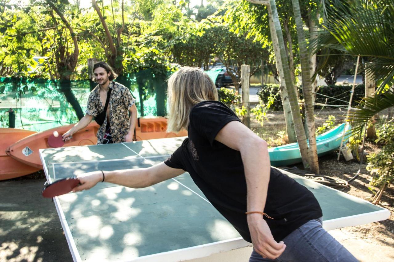 Tsunami Hostel ตามารินโด ภายนอก รูปภาพ