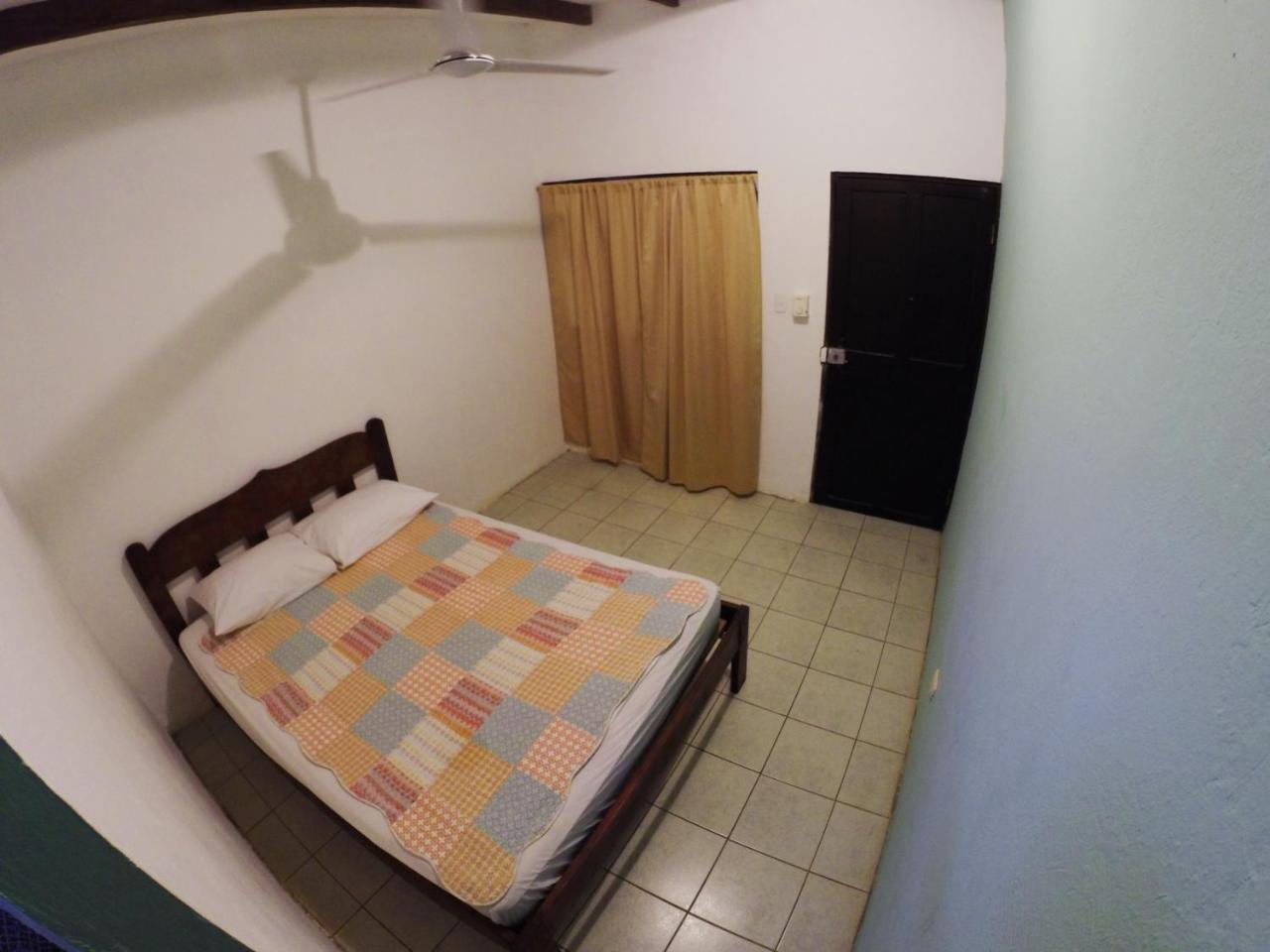 Tsunami Hostel ตามารินโด ภายนอก รูปภาพ