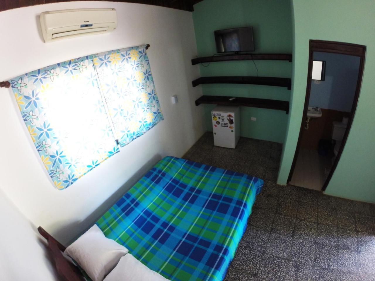 Tsunami Hostel ตามารินโด ภายนอก รูปภาพ