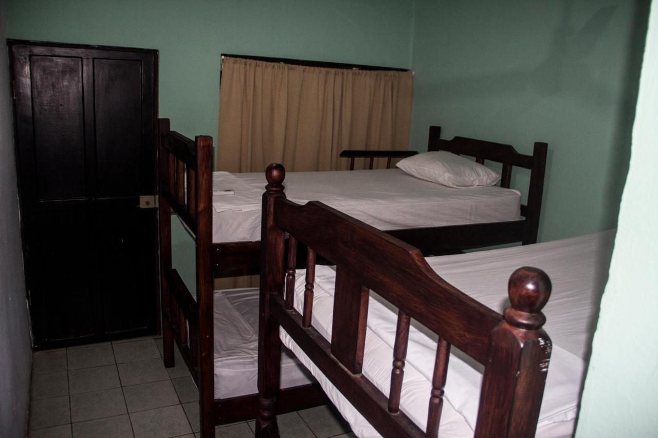 Tsunami Hostel ตามารินโด ภายนอก รูปภาพ