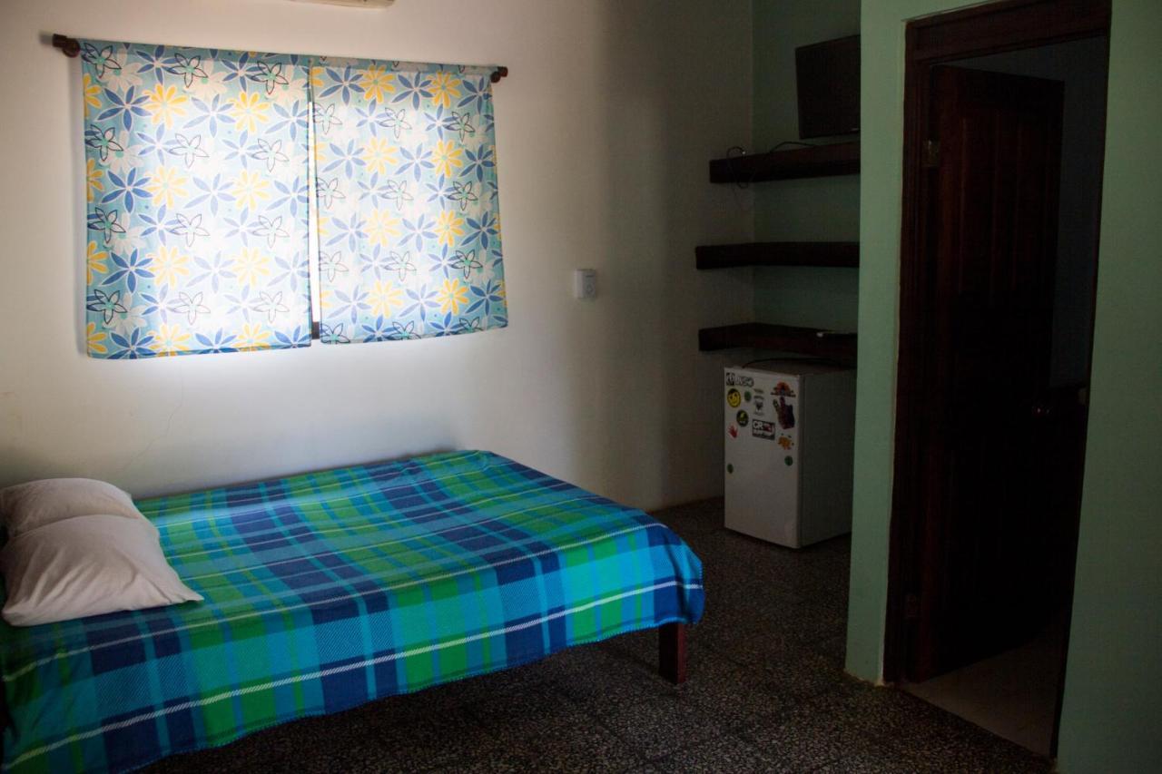 Tsunami Hostel ตามารินโด ภายนอก รูปภาพ